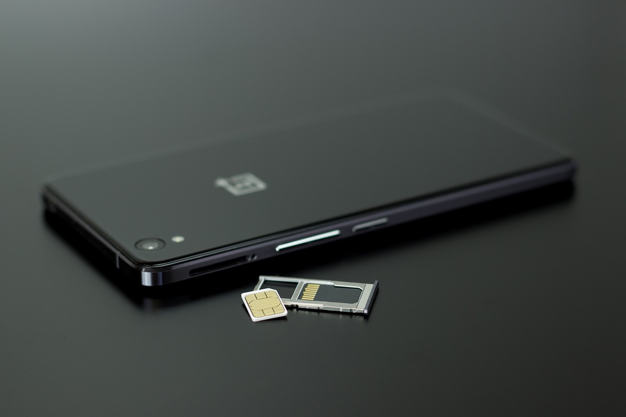 Tele2 запустила eSim в России